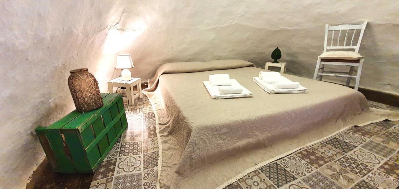 Trulli Antica Fonte Couette-café 2*